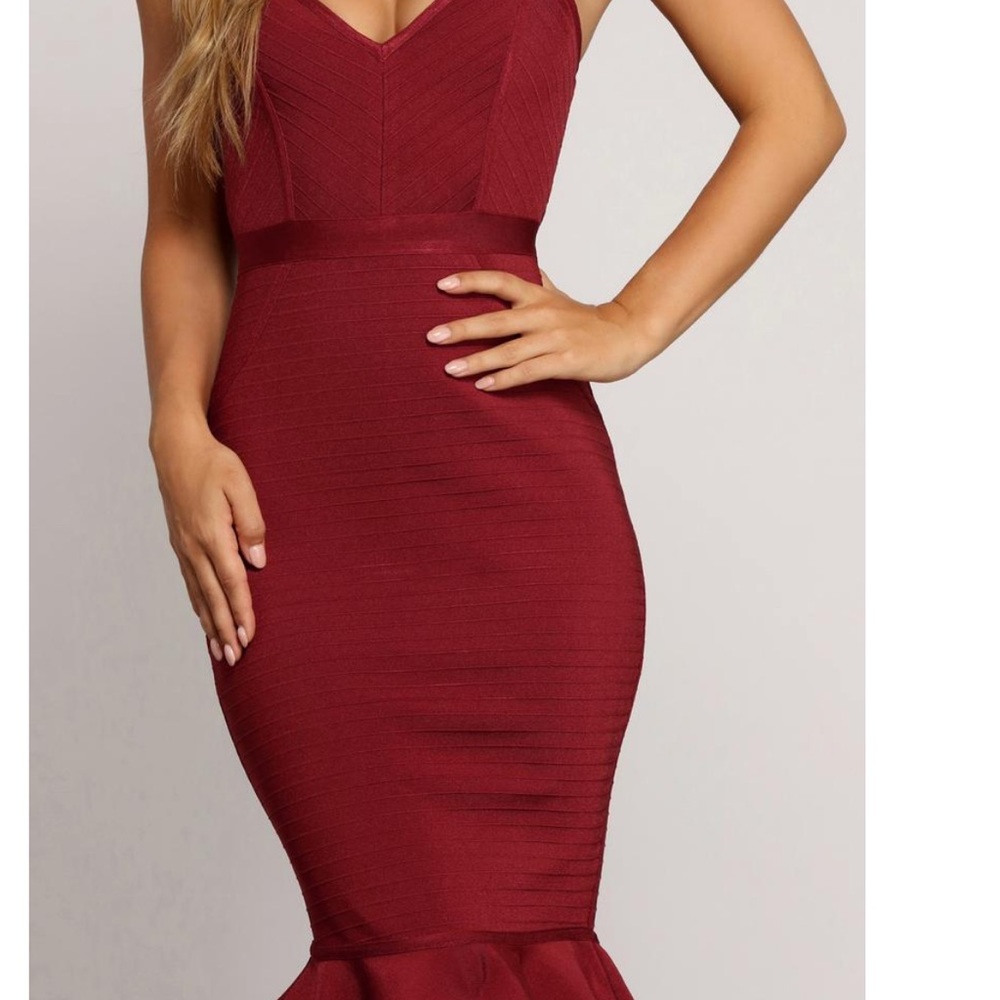 Curves Ahead Windsor bandaid mermaid dress, S PRICE FIRM